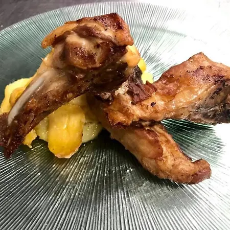 El Cobertizo 3* Plasencia del Monte