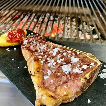 Hotel El Cobertizo Plasencia del Monte