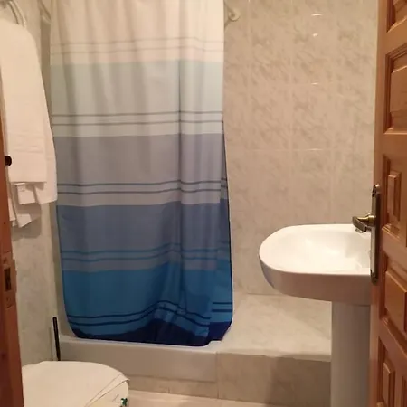 El Cobertizo 3*