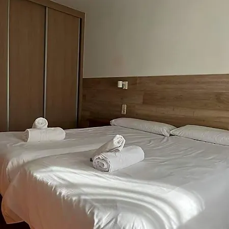 El Cobertizo 3*