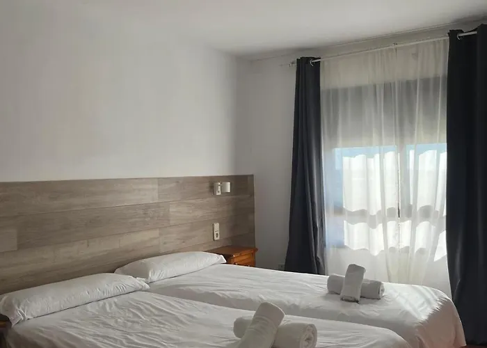 Hotel El Cobertizo Plasencia del Monte