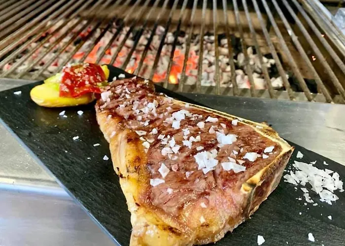 Hotel El Cobertizo Plasencia del Monte