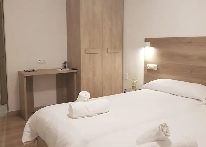 El Cobertizo 호텔 Plasencia del Monte